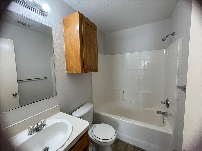 5217 Calloway St #B — Photo 10