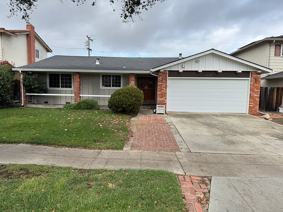 5919 Royal Ann Dr