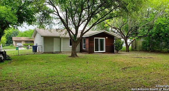 3rd image of 4534 Avenida Prima St