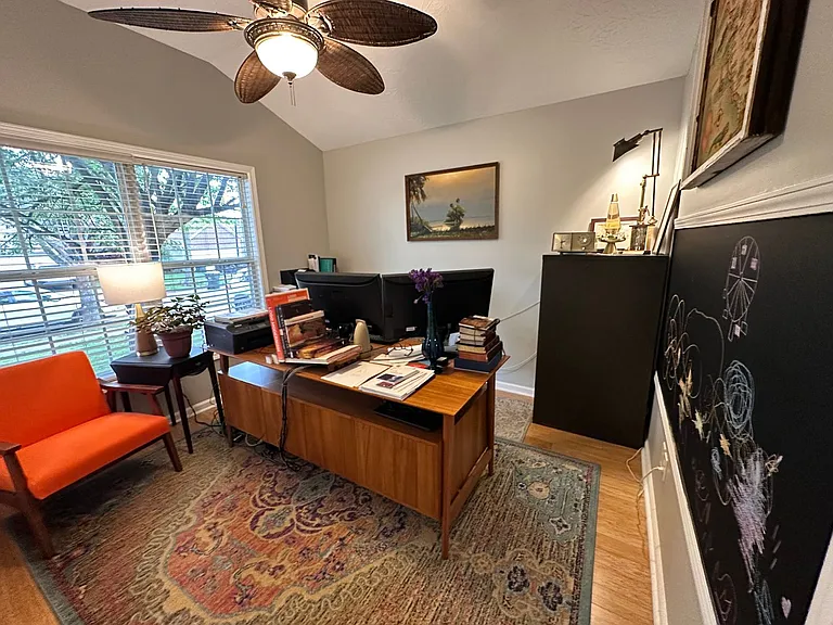516 Millpond Rd — Photo 11