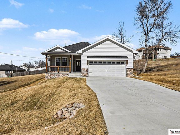 3rd image of 8507 Riverdale Rd