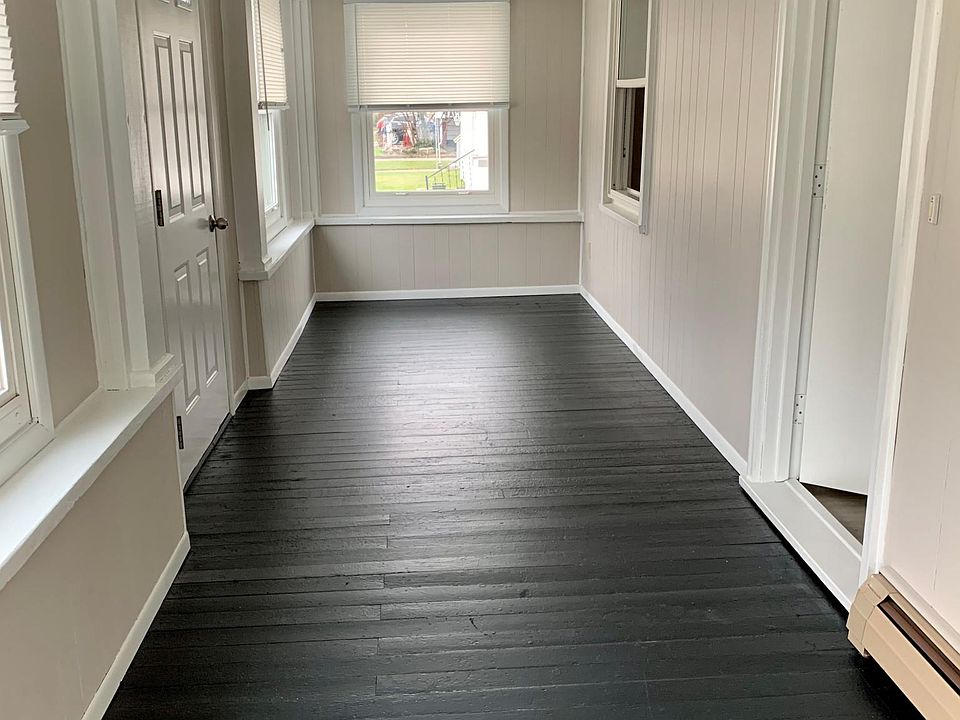 Heated front porch