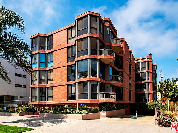 2nd image of 1033 Ocean Ave Unit 302