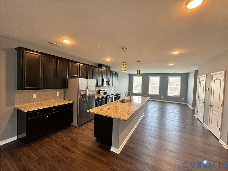 5924 Whitehurst Ln #B — Photo 12