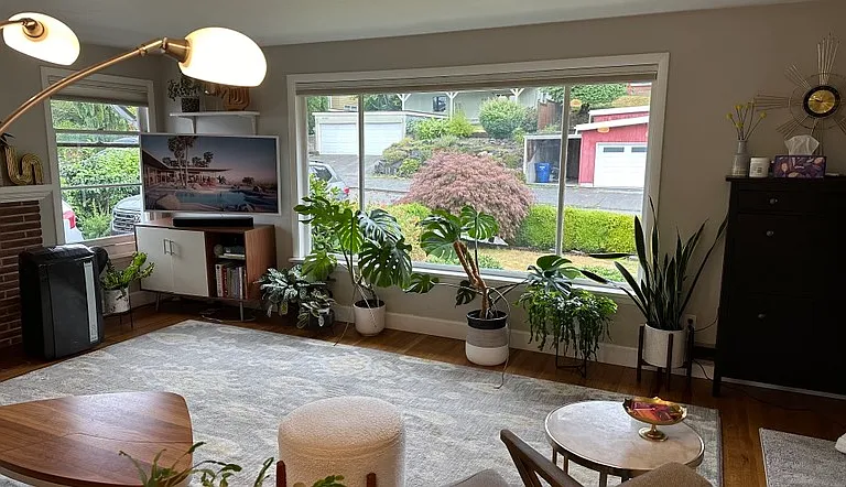 8549 2nd Ave NE — Photo 4