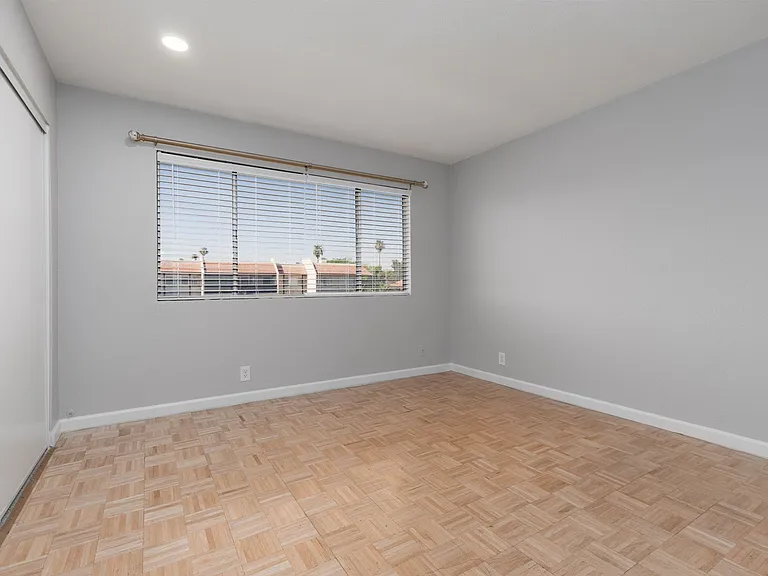 1676 Jupiter Ct #B — Photo 7