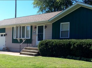 1713 Bellmont St, Jacksonville, IL