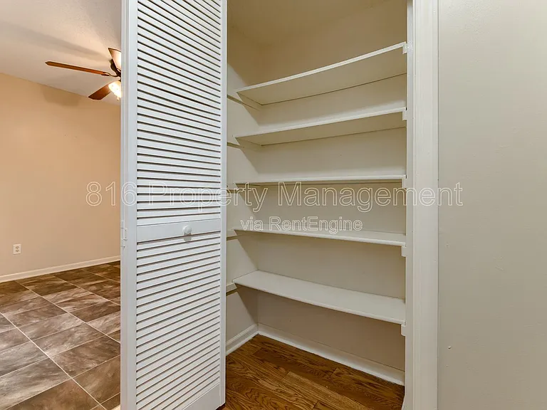 164 SW Robin Rd — Photo 14