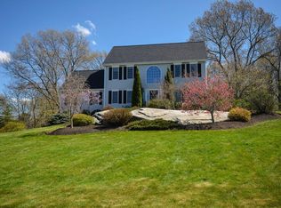 12 Brookside Dr, Sutton, MA 01590