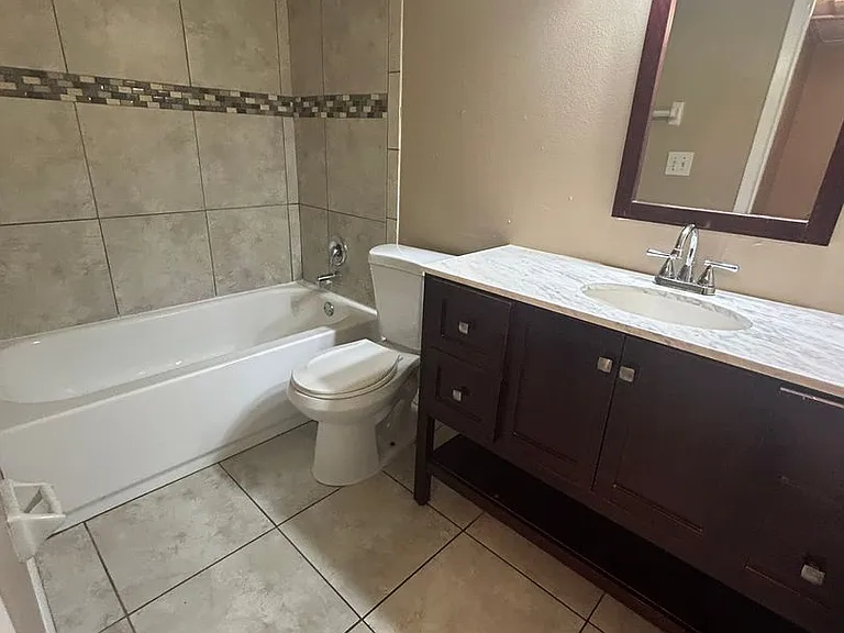 618 Orange Dr #212 — Photo 19