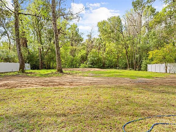 5th image of 21170 Yontz Rd