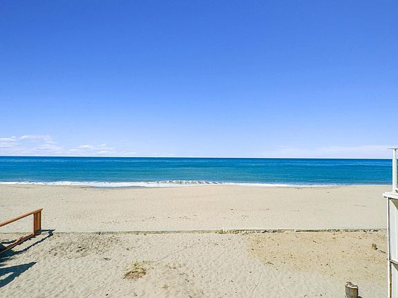 2nd image of 535 Beach Dr