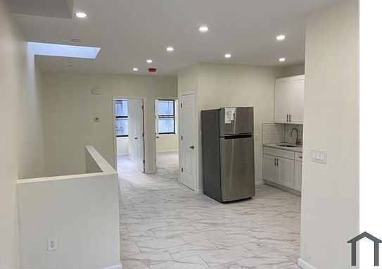 2nd image of 1213 Ogden Ave #3