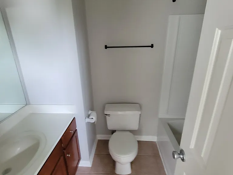 904 Alewife Ct — Photo 26