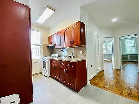 Rented by GROOME REALTY LLC | media 10