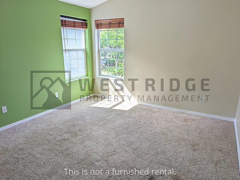 1467 SE Blanchard St — Photo 14