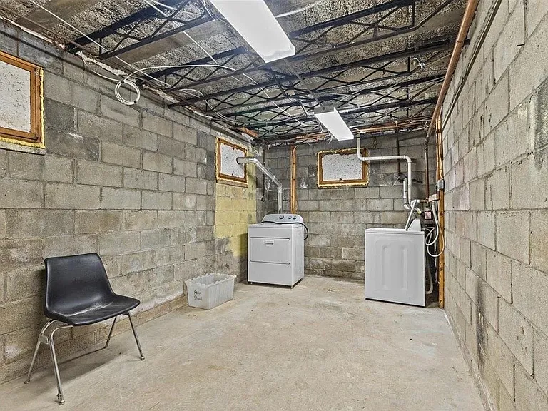50 Fletcher Pl — Photo 17
