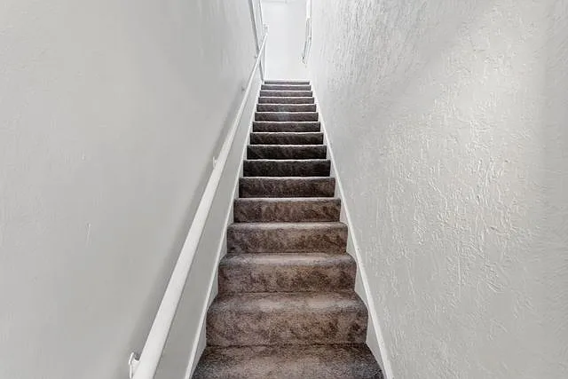 2 bed, 1250 sqft, $1,350 — Photo 2