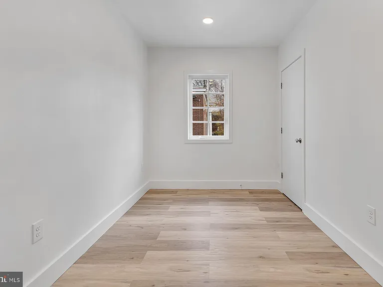 1353 Nicholson St NW #1 — Photo 15