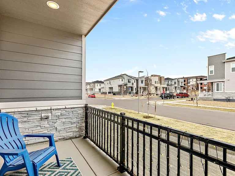 603 S Pitkin Ct — Photo 5