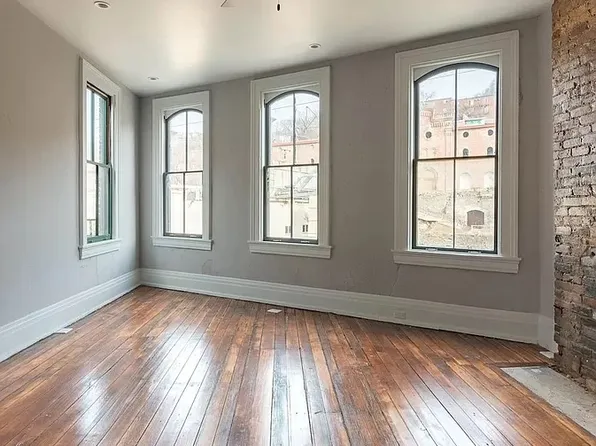 205 W McMicken Ave, Cincinnati, OH
