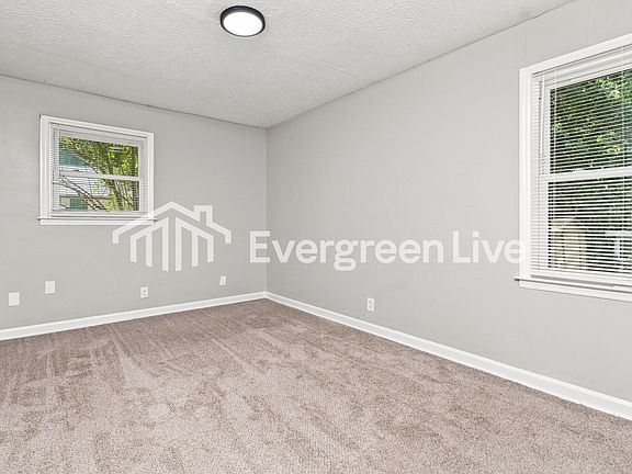 3rd image of 3890 Skidmore Dr