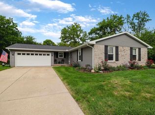 3217 W Chadwick Ln, Peoria, IL