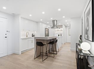 812 Burnhamthorpe Rd #1504, Toronto, ON M9C 4W1