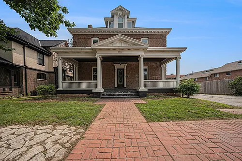 3611 Jackson St #3 Photo 1