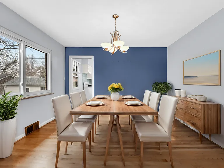 1420 Kessler Boulevard East Dr — Photo 5