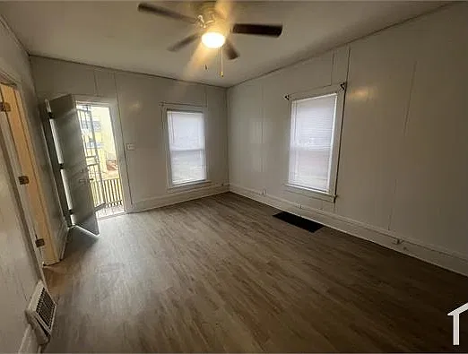 2 bed, 2503 sqft, $1,150 — Photo 2