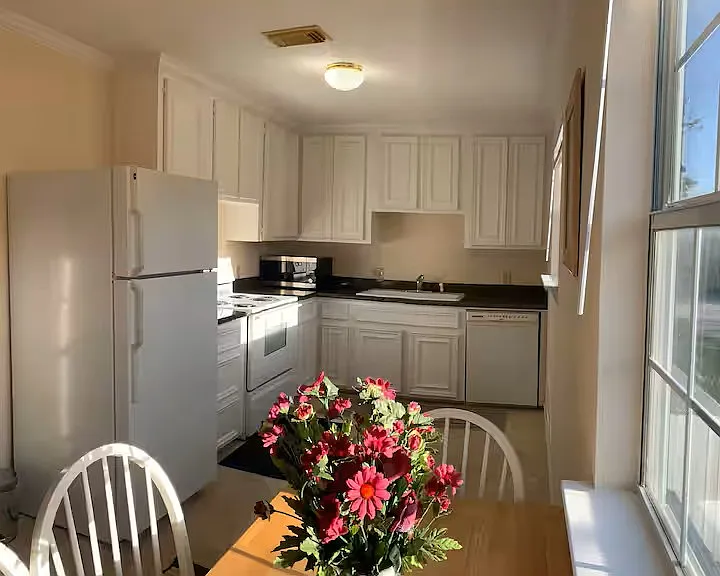 4401 Holt St #1 — Photo 6