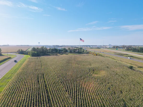 1420 23rd St SW, Jamestown, ND 58401