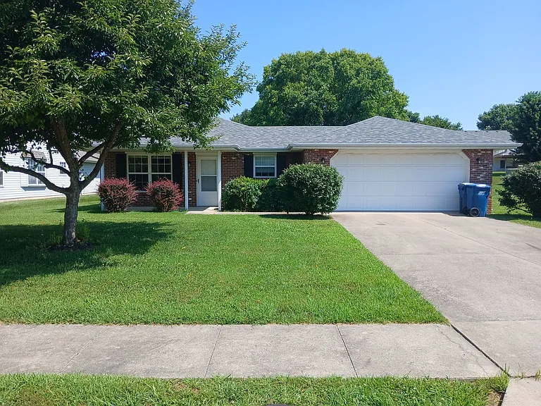3928 Liverpool Dr — Photo 2