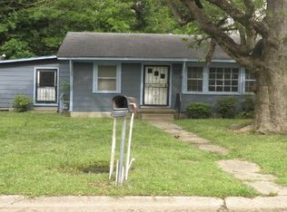 1232 W Cotton Dr, Greenville, MS 38701