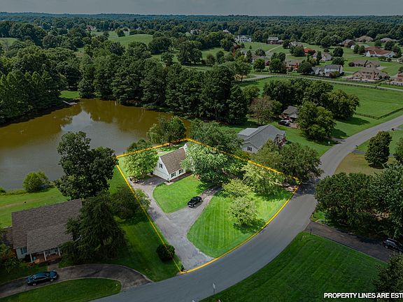 3rd image of 737 Wexford Way
