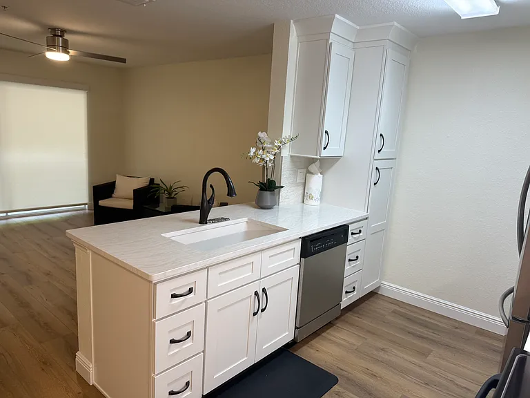 940 Village Trl #1-105 — Photo 9