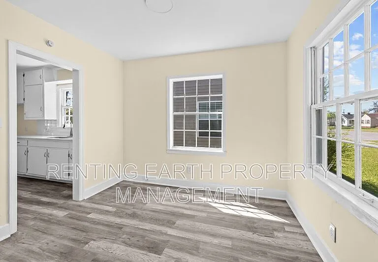 2617 Avenue K — Photo 10