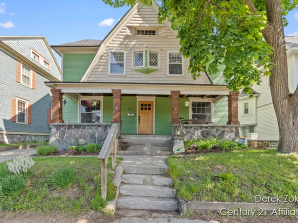 1237 Wealthy St SE, Grand Rapids, MI 49506