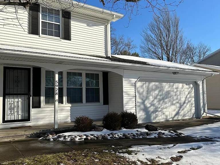 5928 N Old Orchard Dr — Photo 3