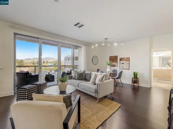 555 Ygnacio Valley Rd #220, Walnut Creek, CA 94597