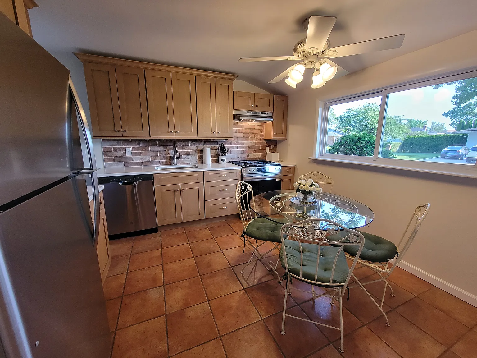 Kevin Rd, Commack — Photo 3
