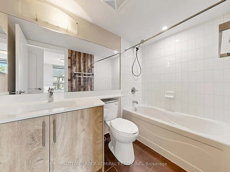 30 N Park Rd #202 — Photo 18