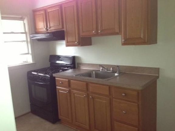 Kitchen partial view