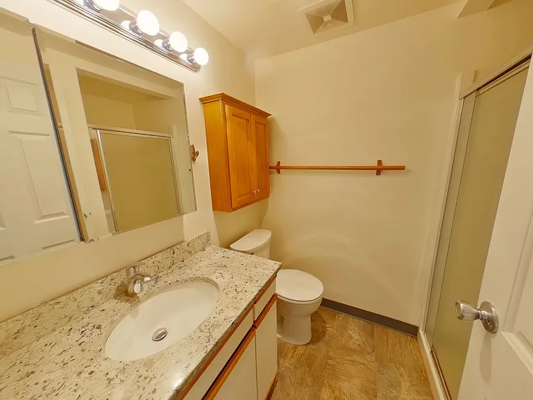 1585 Ferry Aly #1572 — Photo 26