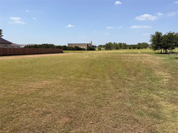 110 Sperry Ln, Red Oak, TX 75154