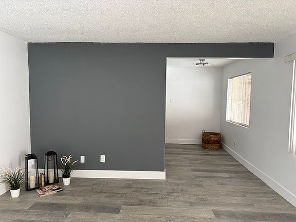 4th image of 203 S Curtis Ave #B