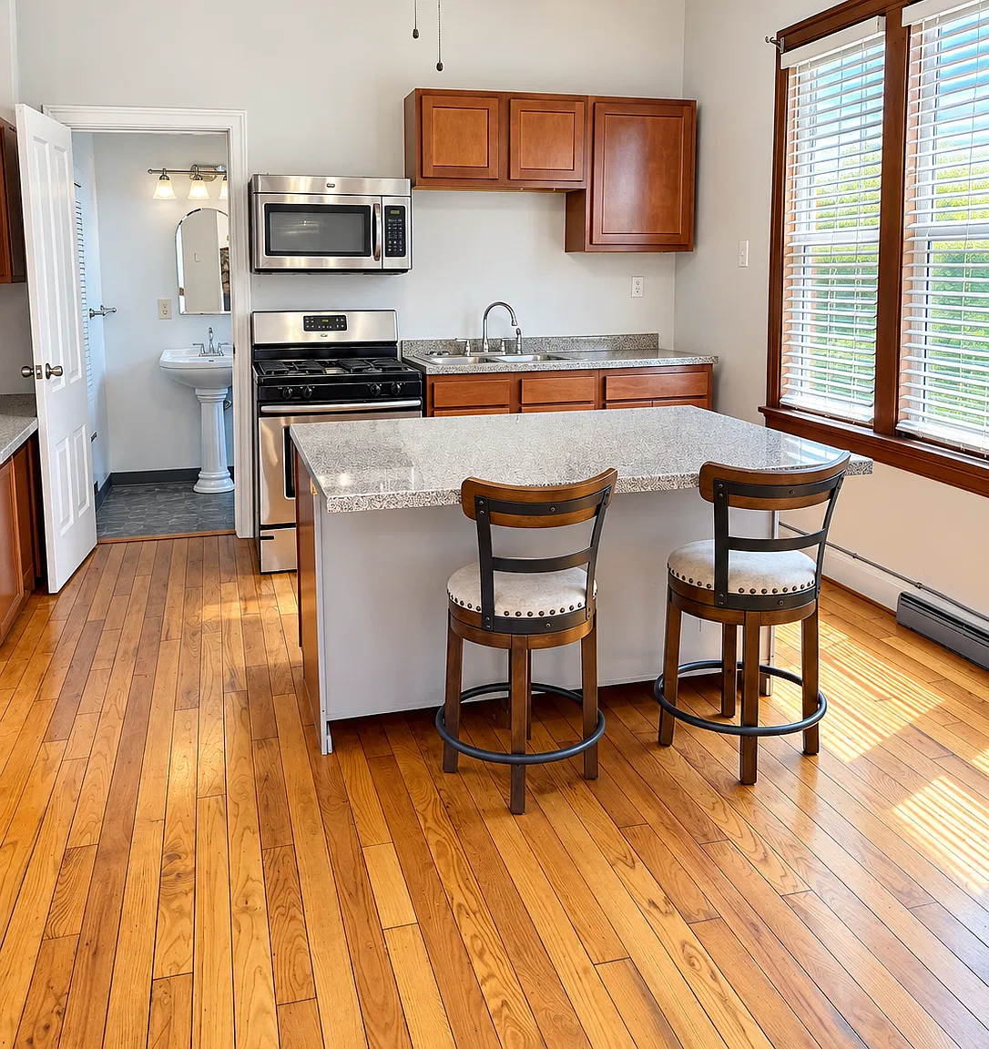 2 bed, 900 sqft, $1,050 — Photo 1