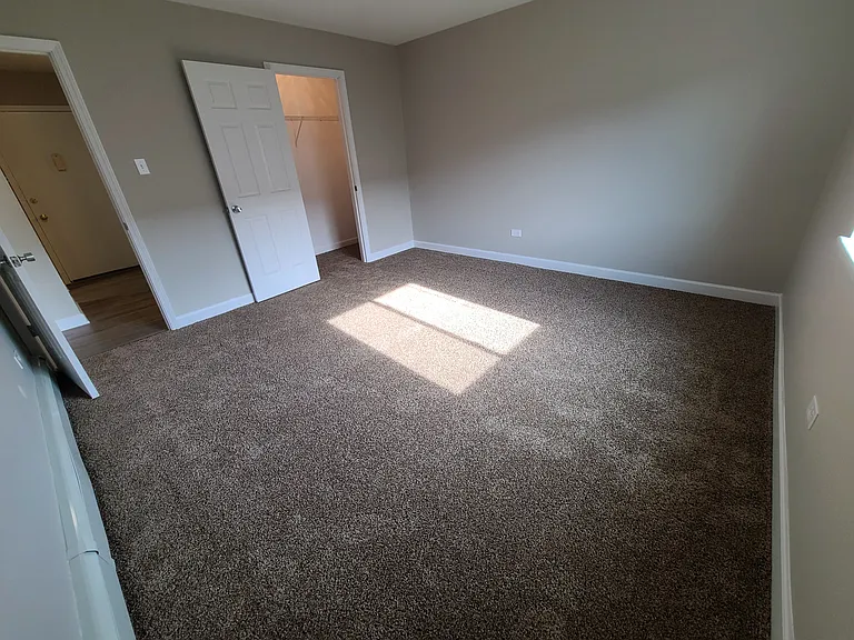 Willowbrook Apartment Homes — Photo 11