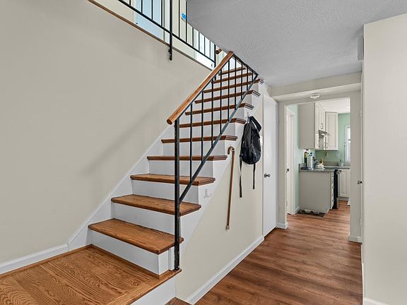 5th image of 1226 Port Echo Ln
